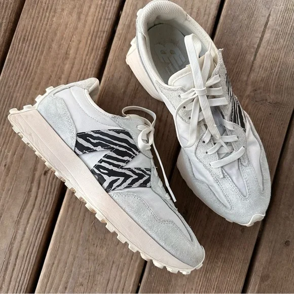New Balance Shoes New Balance 327 Pastel Blue Zebra Print 95